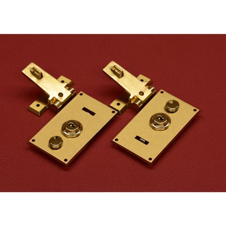 005. 横引き錠 Art. 3/K / brass satin