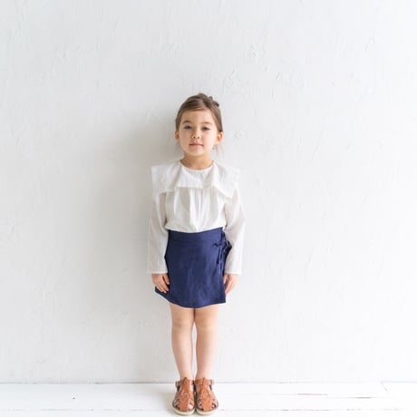 flare collar blouse : dobby white
