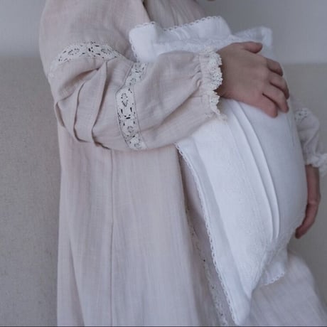 【del 4】× june littlecloset collaboration Night night cushion : white