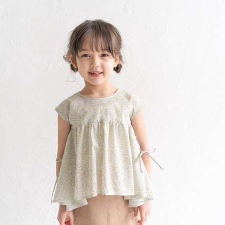crepe blouse :  mist flower