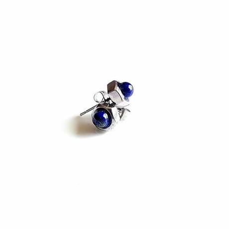 ナットピアス-ラピスラズリ