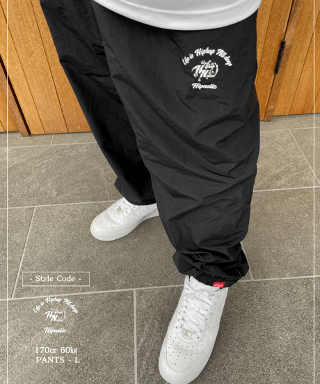 LOOSE STYLE NYLON PANTS【BLACK】