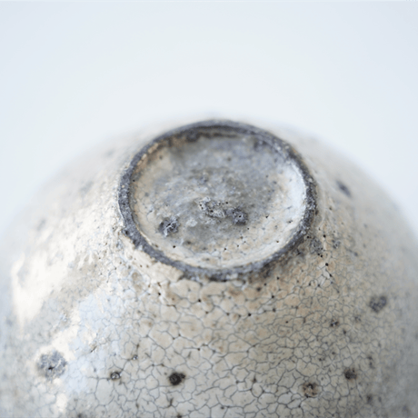 NO.121　八田亨　白掛small　bowl  ※銀継ぎ有り