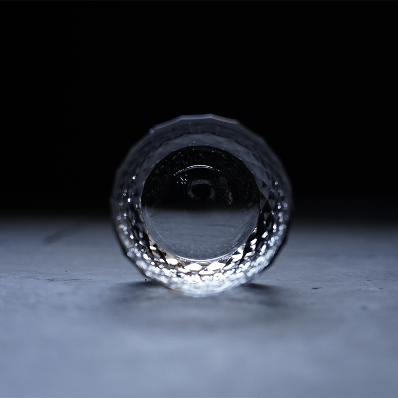美品 未使用 西垣聡さん ガラス酒器 valo ぐい呑み｜西垣聡 - 縁煌 (えにしら) オンラインショップ