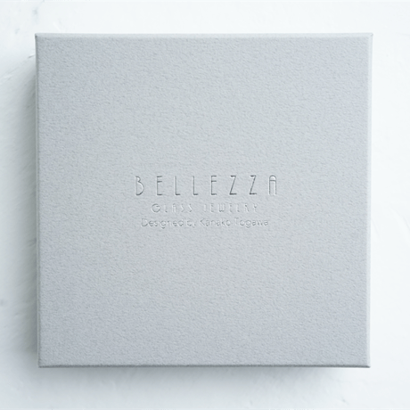 BELLEZA Glass Jewelry　ロングゴールドピアス
