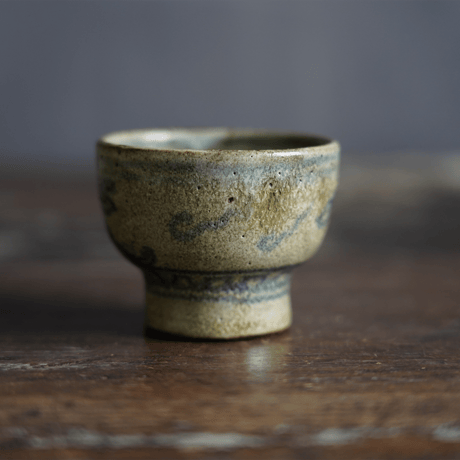 梅本尋司　U-84-2　青花杯（蜻蛉文）
