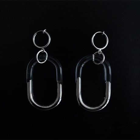 BELLEZA Glass Jewelry　プラチナチェーンイヤリング