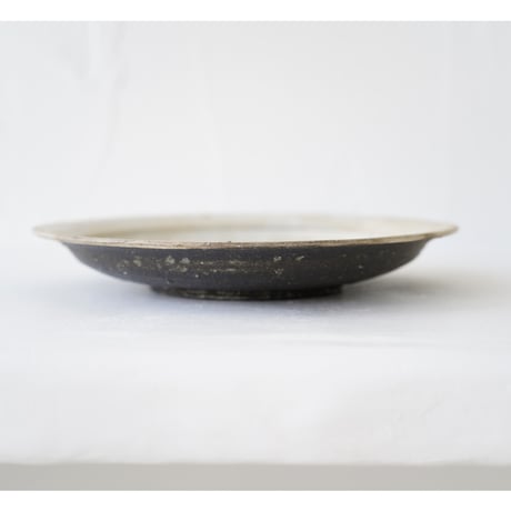 NO.82　大杉康伸　粉引7寸リム皿（雨漏手）