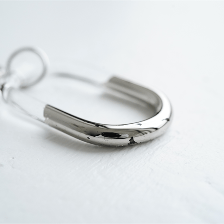 BELLEZA Glass Jewelry　プラチナチェーンイヤリング