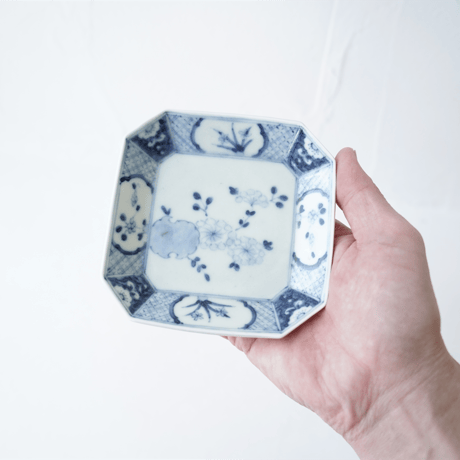 村山朋子　M-40　地紋花角皿　Mサイズ　A