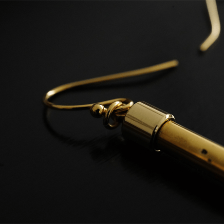 BELLEZA Glass Jewelry　ロングゴールドピアス