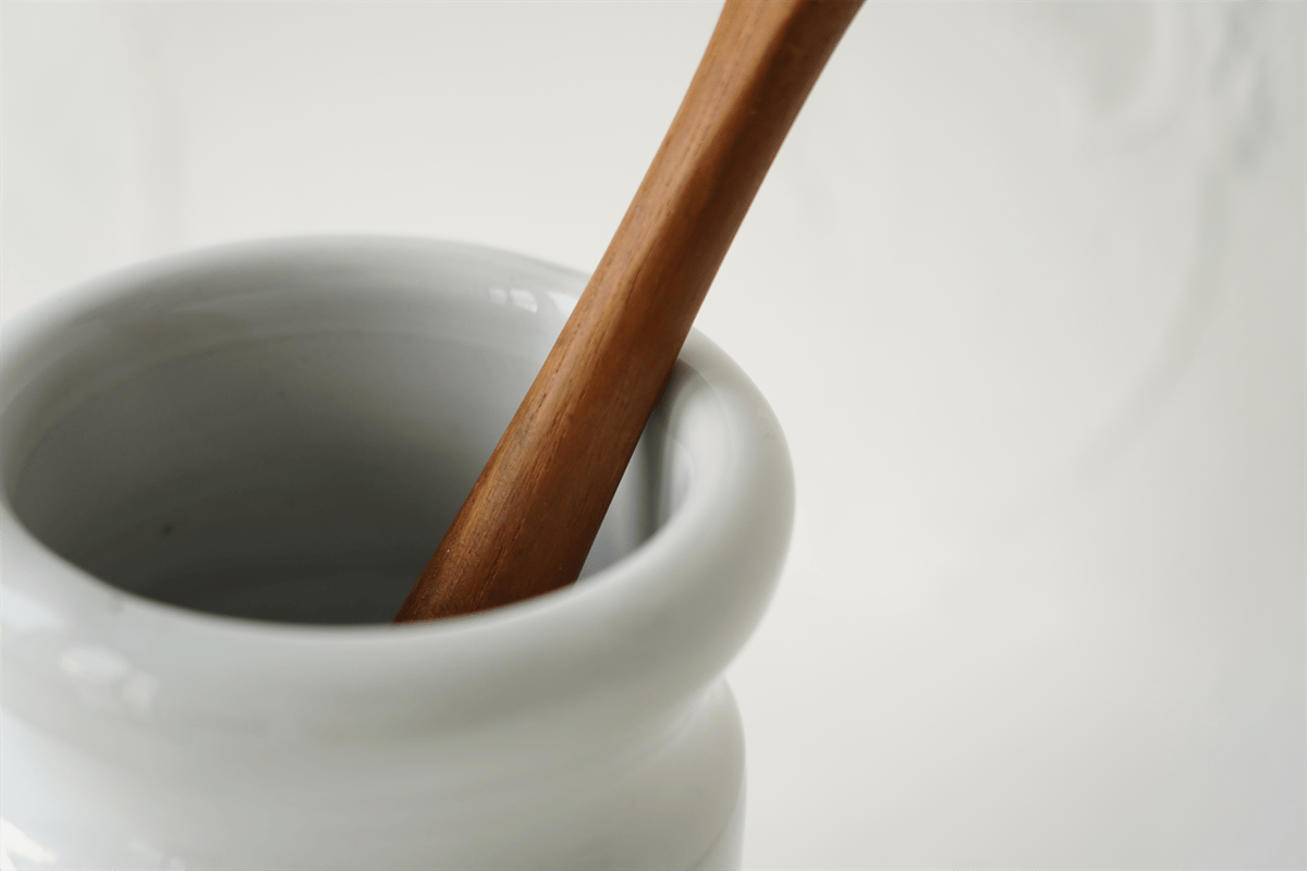 62 角掛政志 白釉 ツール立て（カトラリースタンド）大 ※個体差あり