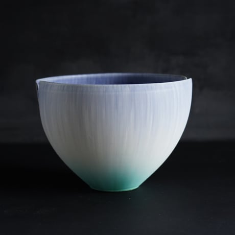 NO.51　　岩崎龍二　花器/ オブジェ　　　紫匂＋アイスグリーン