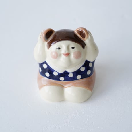 藤田　美智　　「お茶目饅頭喰い人形」