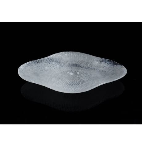 ミウラユリナ　M　槌目花皿　L　white
