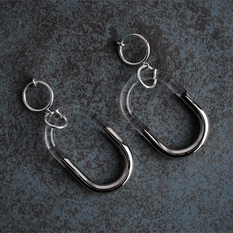 BELLEZA Glass Jewelry　プラチナチェーンイヤリング