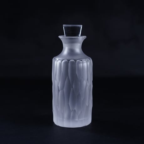 8-1　貴島雄太朗　削紋oil bottle