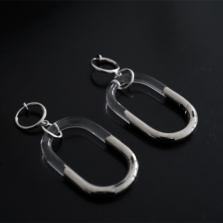 BELLEZA Glass Jewelry　プラチナチェーンイヤリング