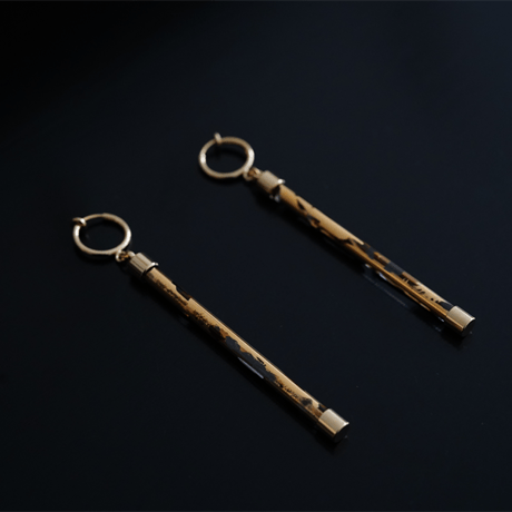 BELLEZA Glass Jewelry　ロングゴールドイヤリング