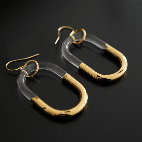 BELLEZA Glass Jewelry　ゴールドチェーンピアス