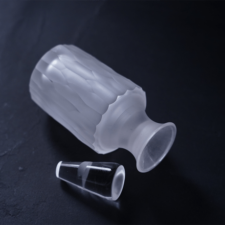 8-3　貴島雄太朗　削紋oil bottle