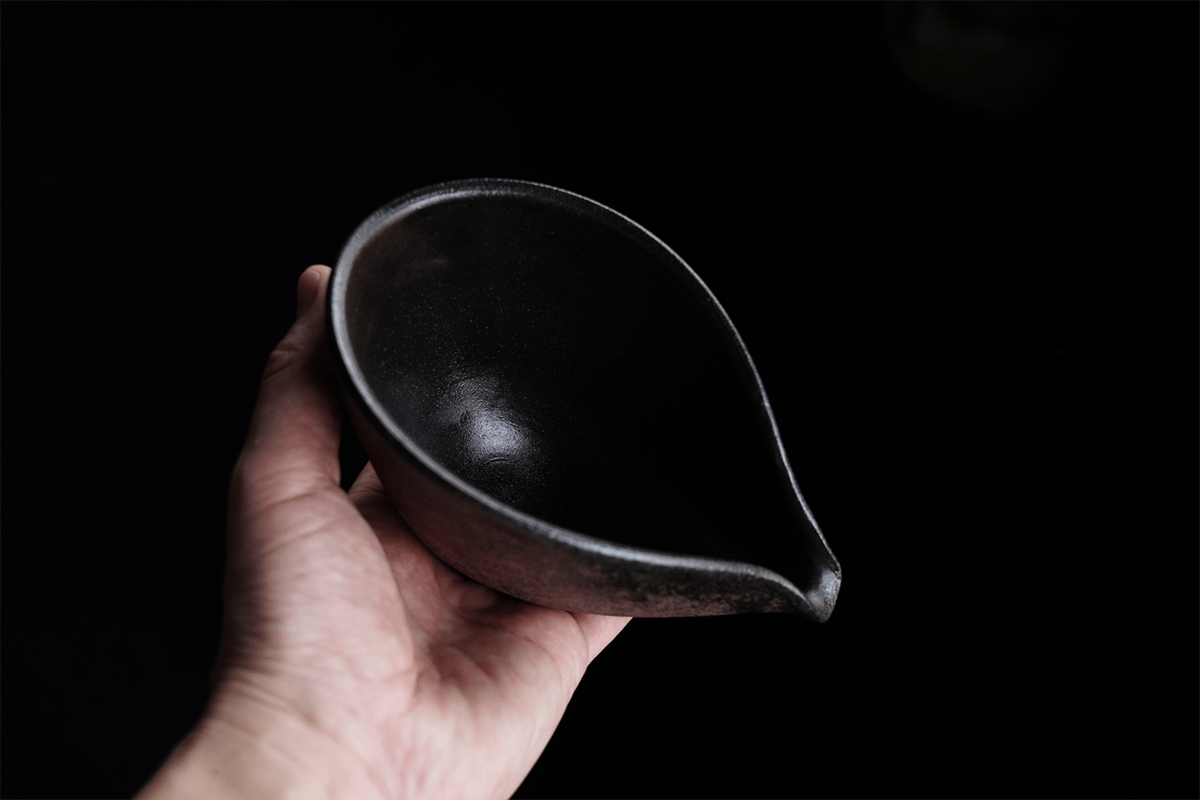 渋谷英一 地ノ器 片口 朱 | JIBITA