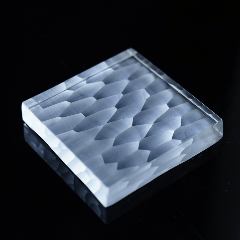 22-1 貴島雄太朗 削紋角皿 小 | JIBITA