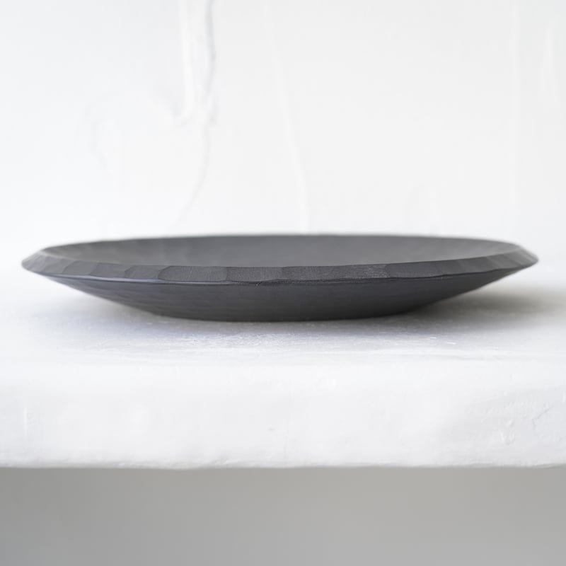 No.39 吉田欣司 厚皿 A 【桜／漆】 | JIBITA