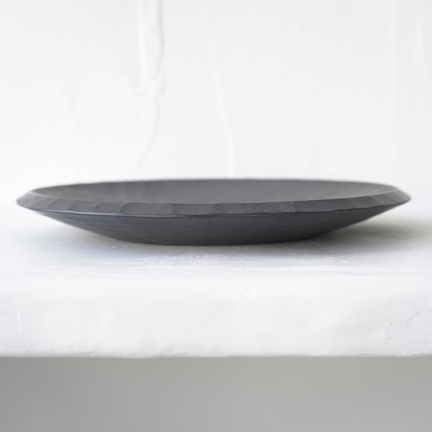 No.39 吉田欣司 厚皿 A 【桜／漆】 | JIBITA