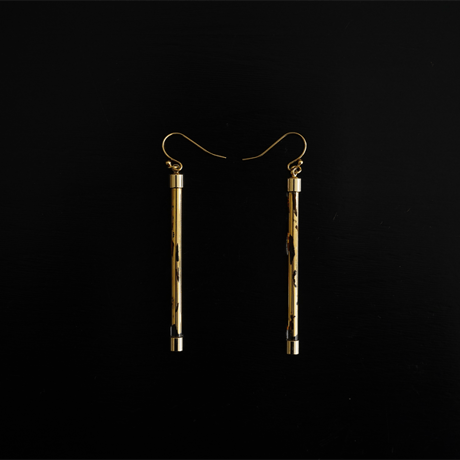 BELLEZA Glass Jewelry　ロングゴールドピアス