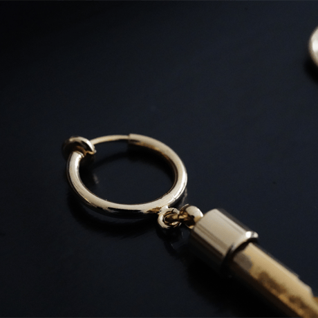 BELLEZA Glass Jewelry　ロングゴールドイヤリング