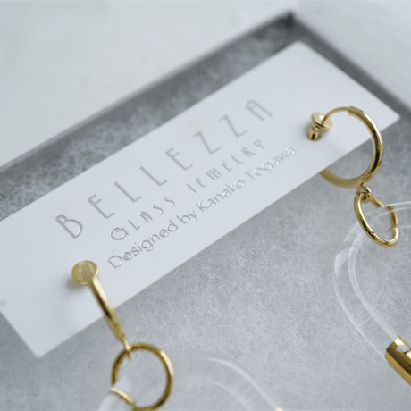 BELLEZA Glass Jewelry　ゴールドチェーンイヤリング