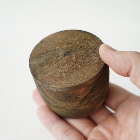 督田昌巳　920　蓋物