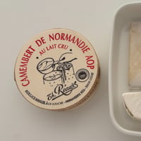 「Camembert de Normandie AOC」（カマンベール・ド・ノルマンディー）