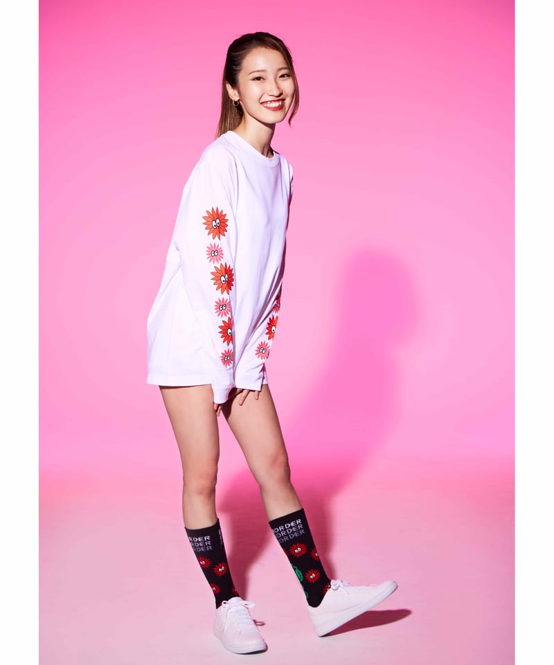 DIFFERENT チャリティーロングTシャツ WHITE | 01 BORDERLESS WEAR