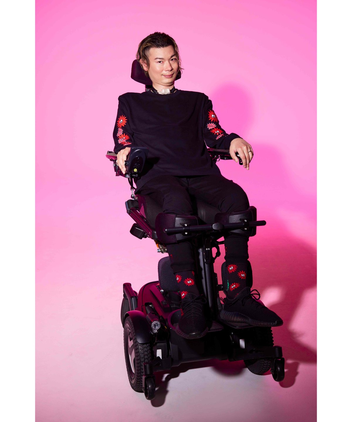 DIFFERENT チャリティーロングTシャツ BLACK | 01 BORDERLESS WEAR