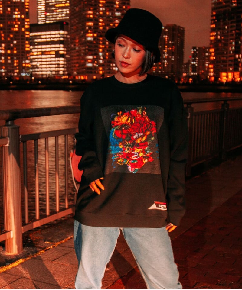 EVERYONE, CHALLENGER. チャリティースウェットトレーナー | 01 BOR