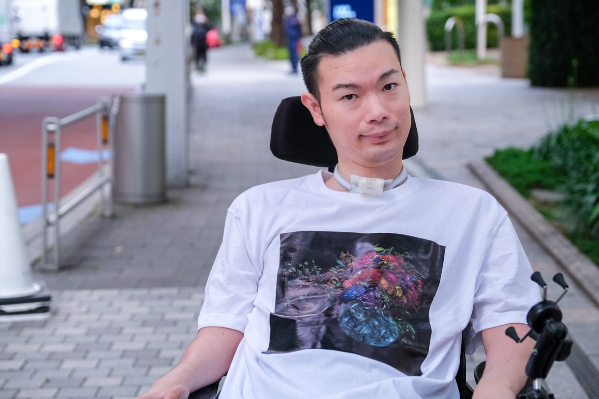 CHALLENGER Yokohama Tシャツ　LOVEEARARTコラボ チャレンジャー CHALLENGER xLOVE EAR ART TIGER TEE FLO