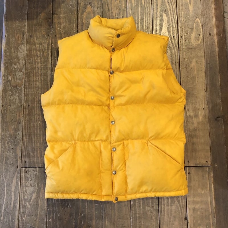 茶タグ 70s THE NORTH FACEイエロー ダウンベストVintage