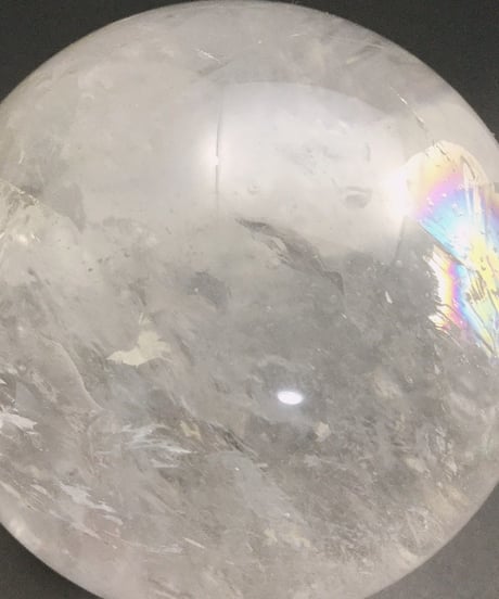 天然水晶（アイリスクォーツ）　丸玉　67㎜
