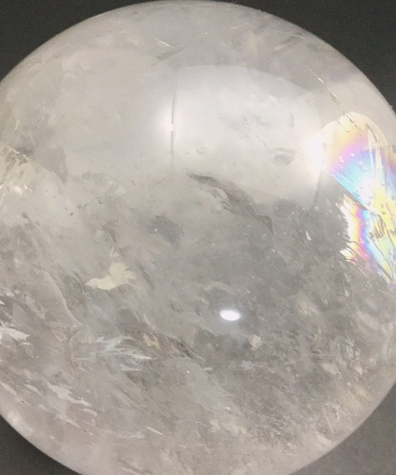 レア♡水晶Bigたまごちゃん♡クォーツインクォーツ♡No.1797 天然水晶（アイリスクォーツ） 丸玉 67㎜ | うさぎ屋