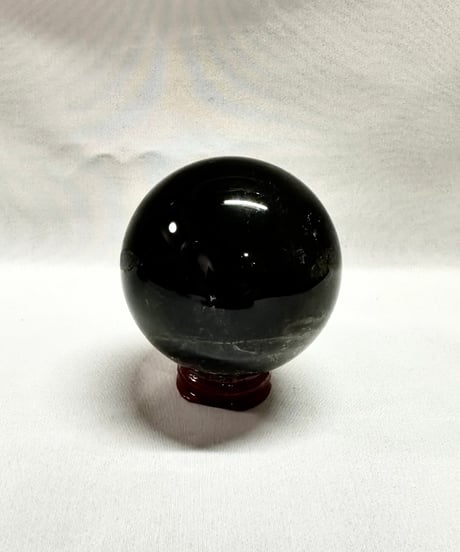 モリオン（黒水晶）丸玉　置き石 　台座付き　直径6.4cm