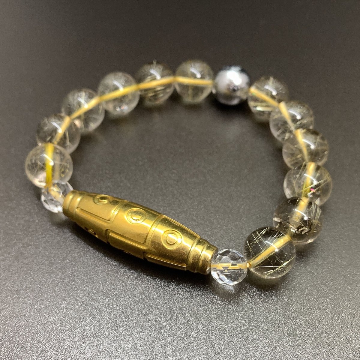 隕石  (鉄隕石) パワーストーン金運 隕石 (鉄隕石) パワーストーン金運 金運UP！ 最強九眼天珠と宇宙