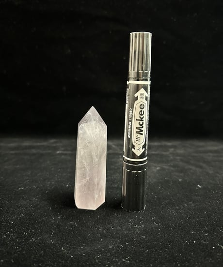 アメジストポイント（六角柱）　9.2cm　110g