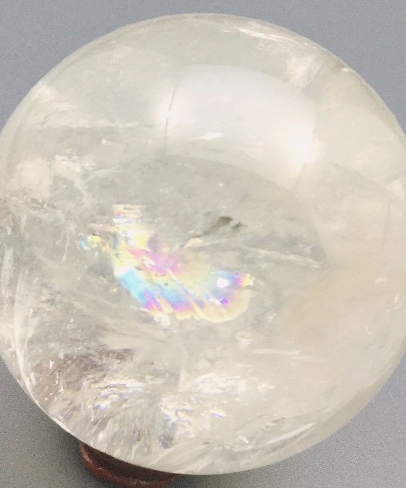 【台座付き】神秘的✨インド産 ヒマラヤ水晶 アイリスクォーツ 丸玉 原石 高品質]レインボー水晶丸玉/アイリスクォーツスフィア（32mm