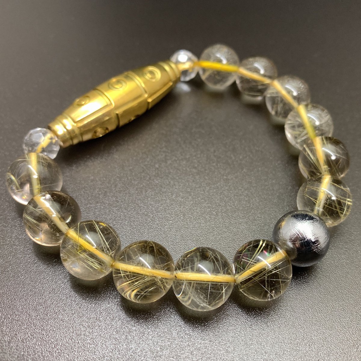 恐ろしい程金運が上がります！シルバーギベオン隕石&ゴールドルチルブレス 恐ろしい程金運が上がります！シルバーギベオン隕石&ゴールドルチル