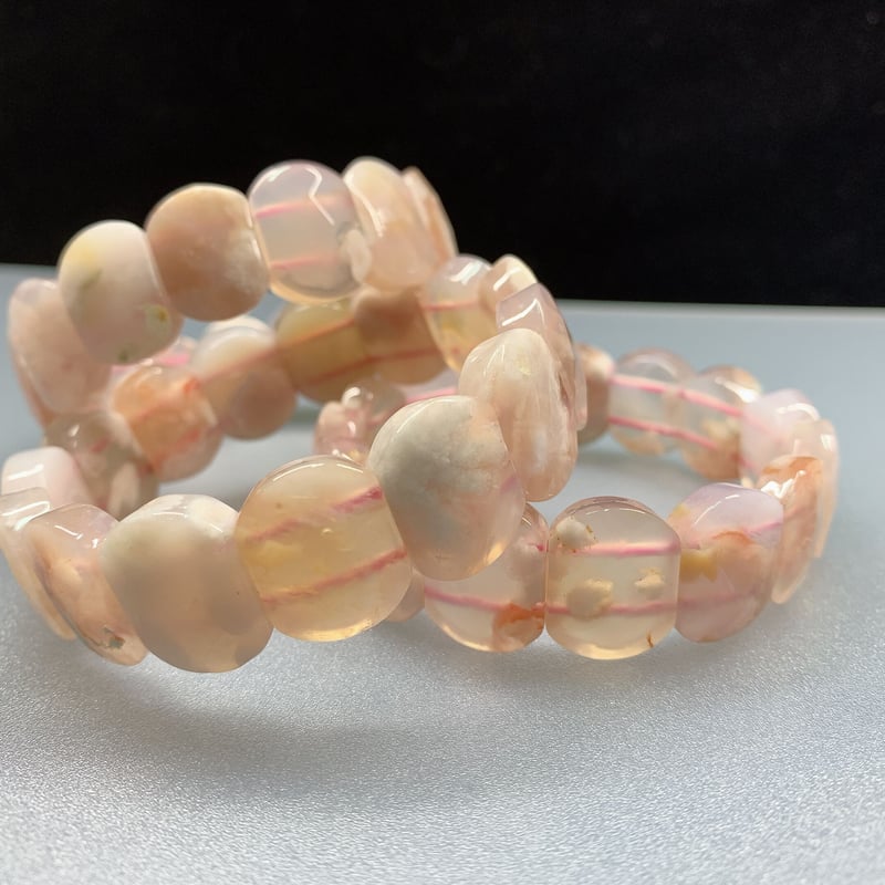 🌸桜瑪瑙(サクラメノウ)バングル | うさぎ屋 🌸桜瑪瑙(サクラメノウ)バングル | うさぎ屋