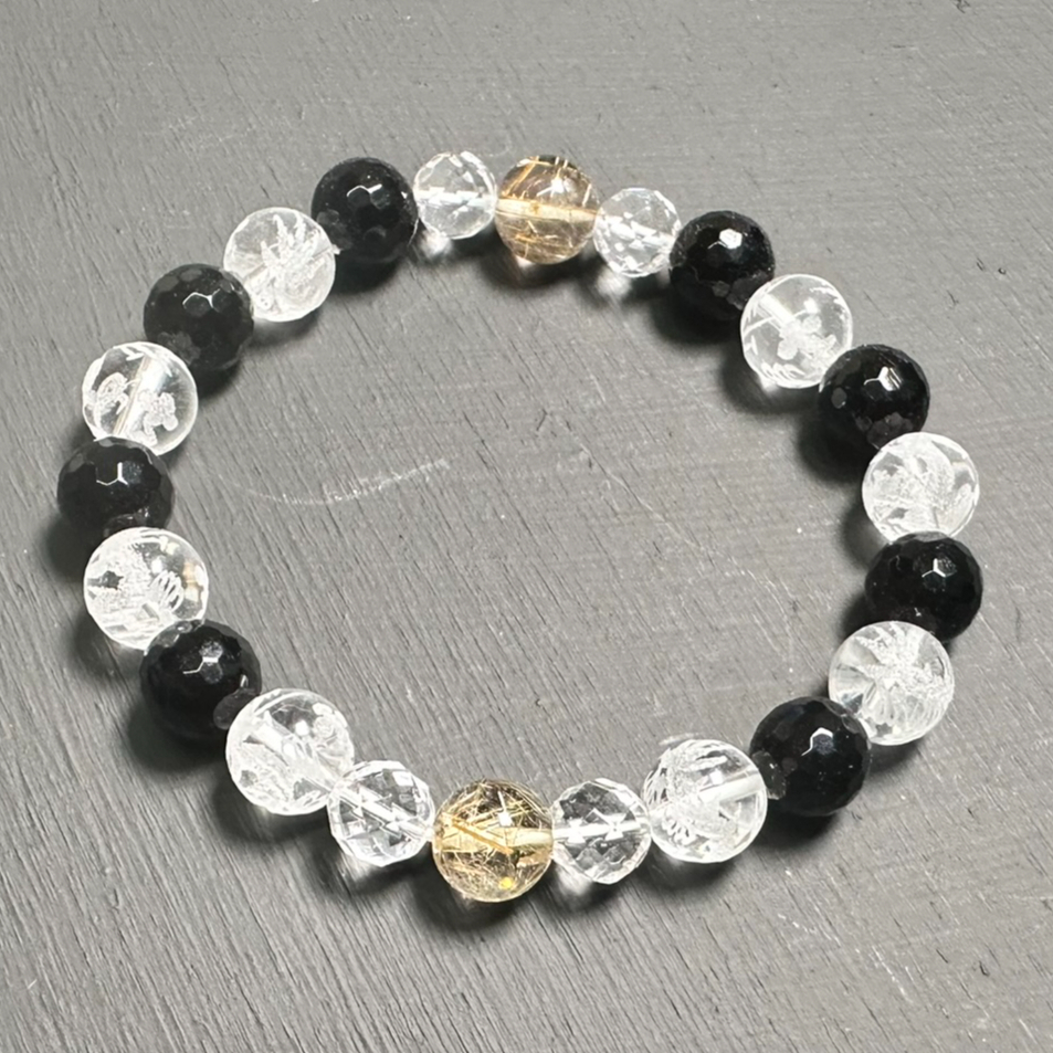 龍神彫り水晶を8珠使った八大龍王のブレスレット 男性サイズ | うさぎ屋