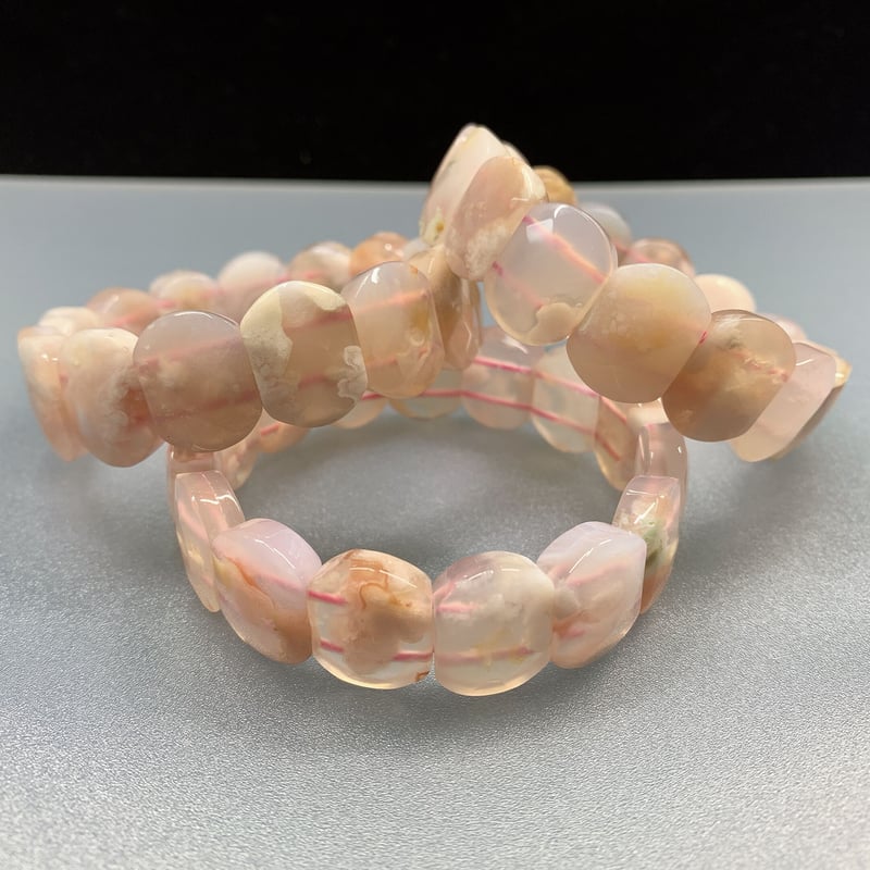 ?桜瑪瑙（サクラメノウ）バングル | うさぎ屋