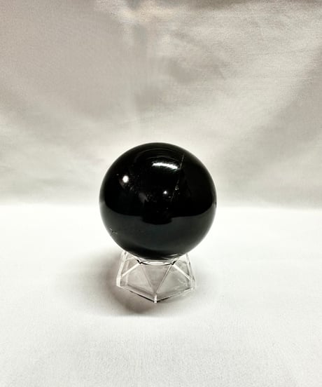 モリオン（黒水晶）丸玉　置き石 　台座付き　直径7.4cm